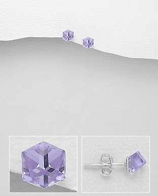 0,7gr náušnice kostičky 4mm Violet