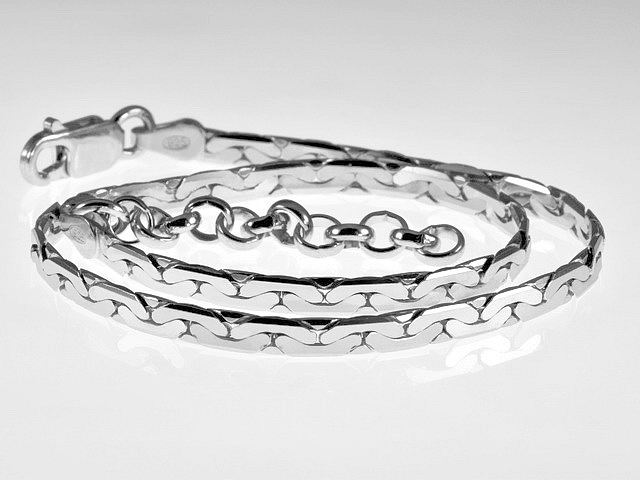 Stříbrný řetízek 23-26cm, šířka 3,5mm - stříbrný - 6,1gr