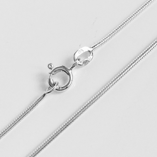 Stříbrný řetízek 45cm - síla 1,22mm kulatý, stříbrný - 5gr
